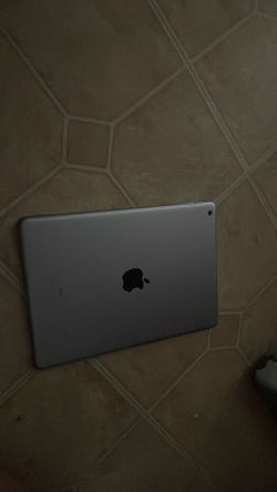 Apple iPad