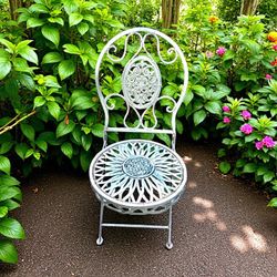 Wrought Iron Patio Bistro French Garden Vintage/Antique Folding Chair