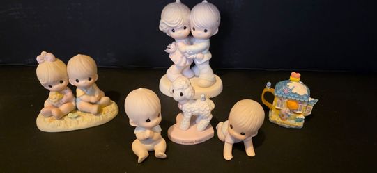 Precious Moments Figurine Collection – Set of 6