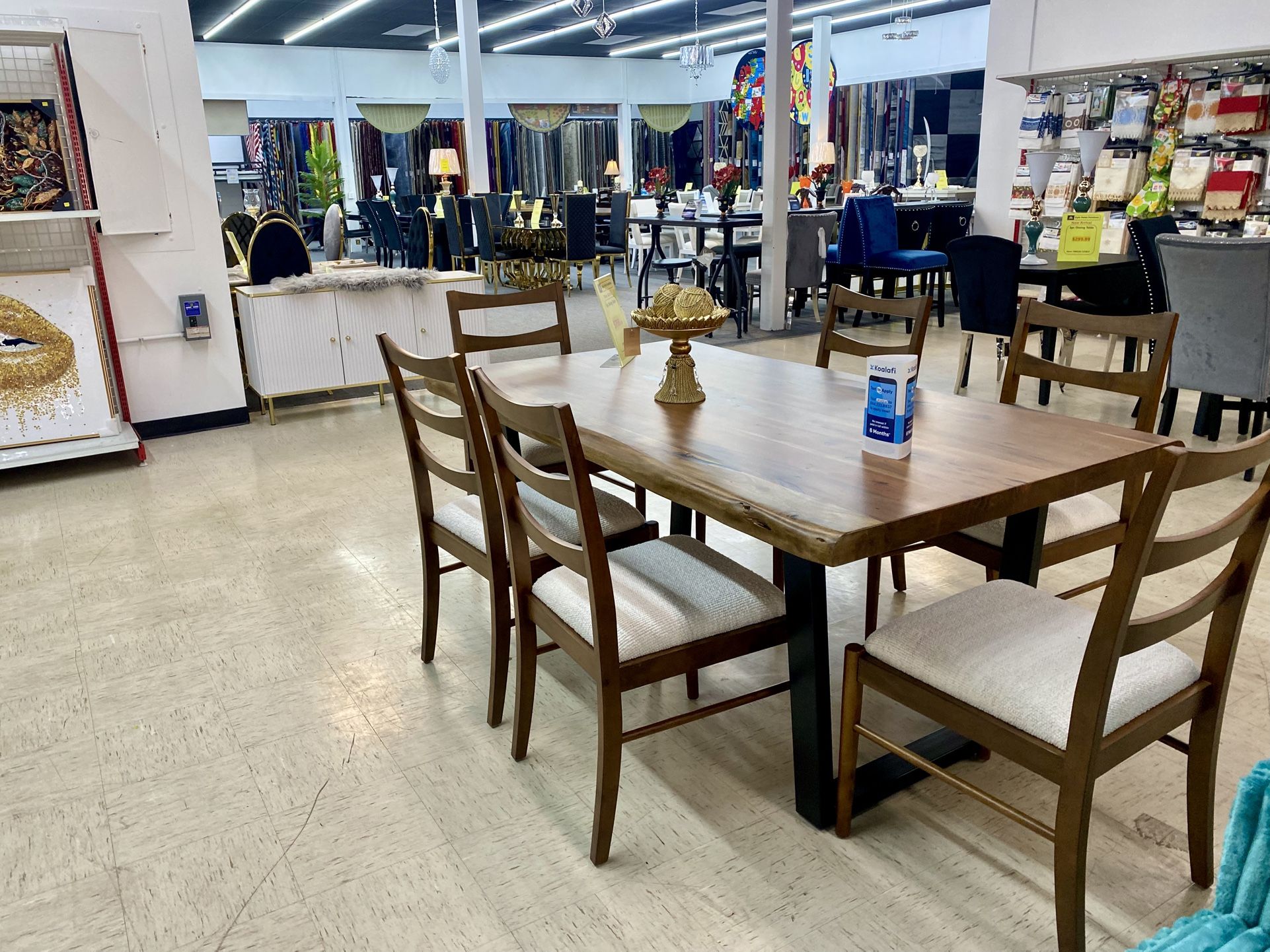 7pc Dinning Table Set $799