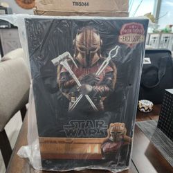 Hot Toys The Armorer
