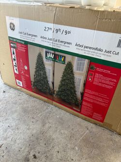 GE Just Cut Evergreen 9ft Artificial Christmas Tree