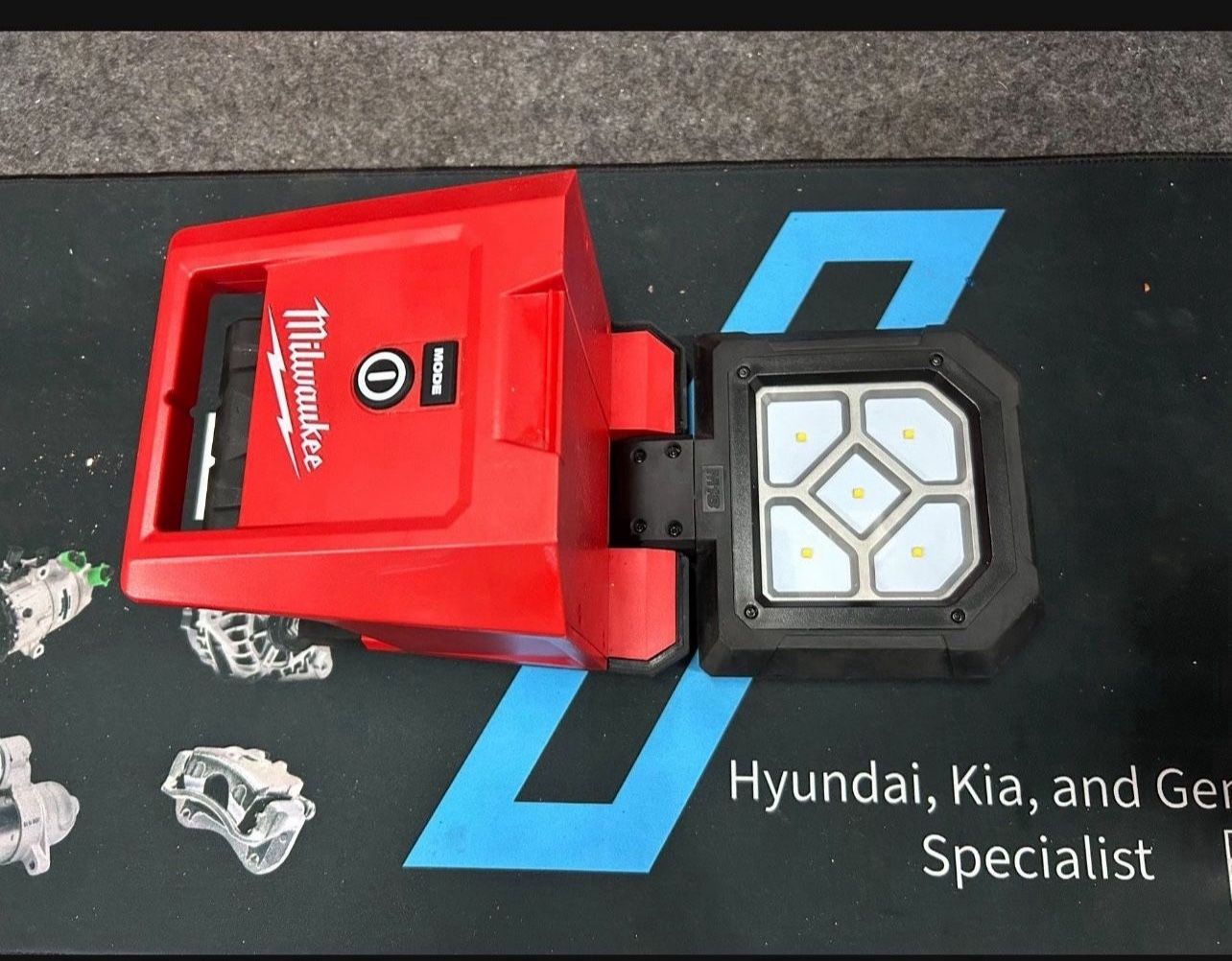 Milwaukee M18 Rover Light (Firm Price) $75