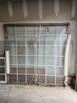 Picture window