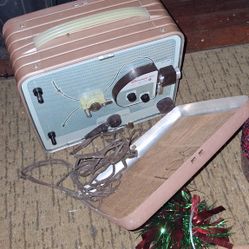 ANTIQUE BROWNIE 3000