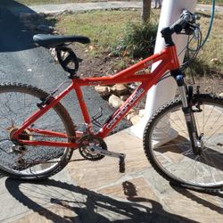 Cannondale F700 CAD 2  Mountain Bike