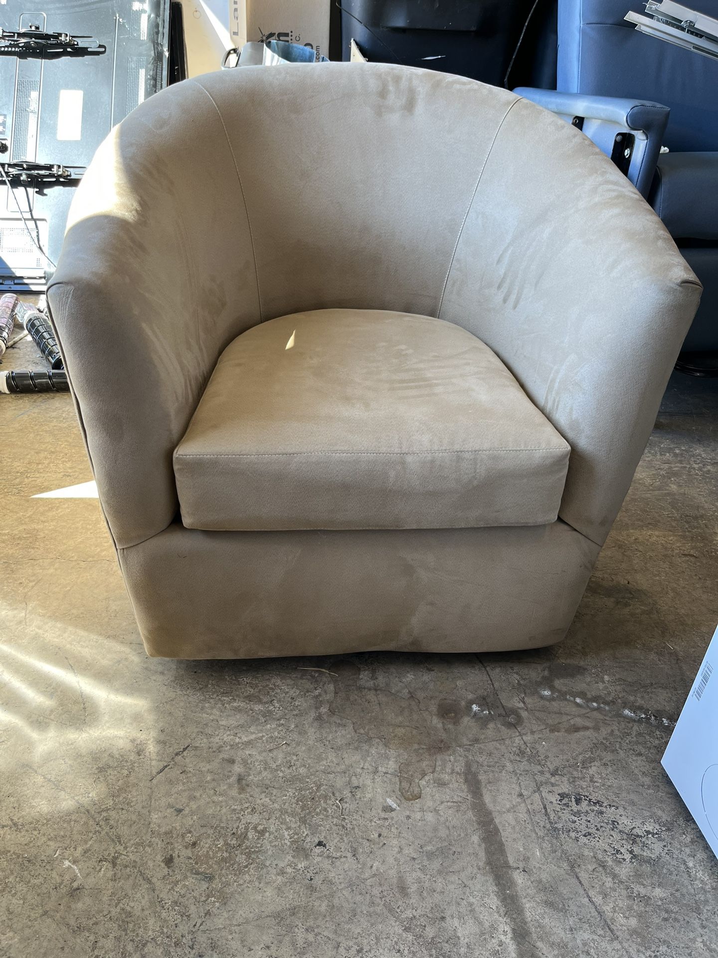 Swivel Sofa Chair 