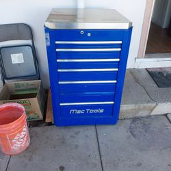 Mac toolbox side cabinet