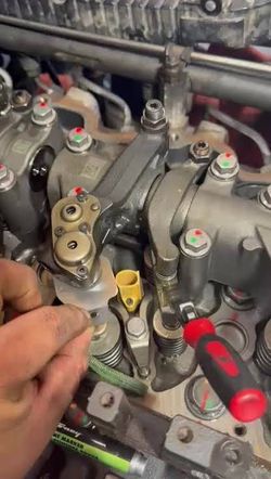 Paccar engine