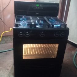Stove/ Estufa Whirlpool ( Free Delivery 🚚