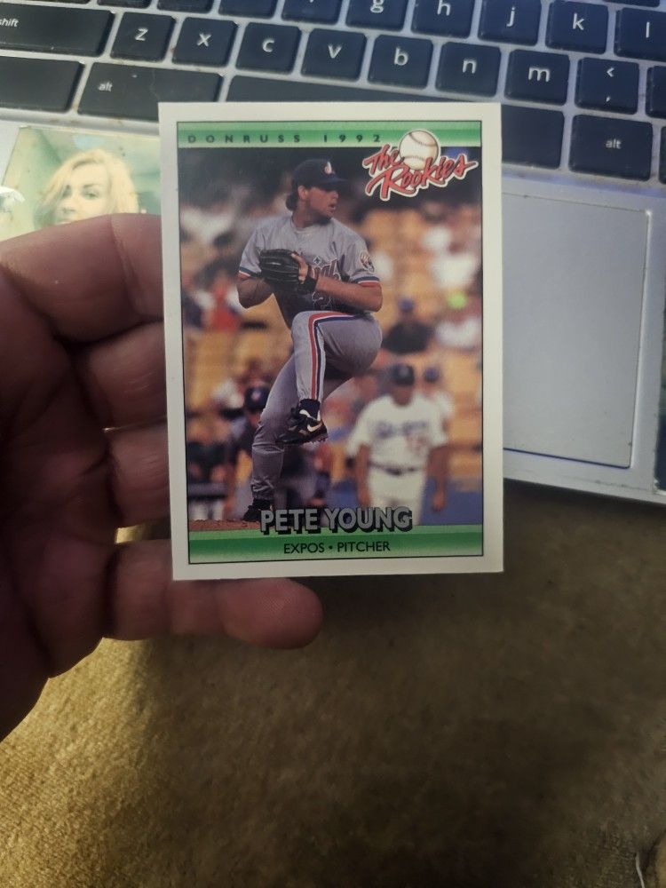 Pete Young Baseball Card