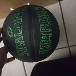 Basketball 