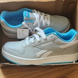 New Reebok Shoes For Kids Size 4.5