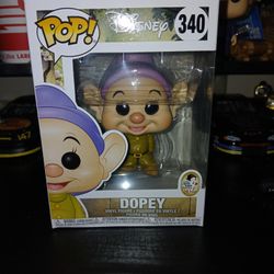 Brand New Disney 7 Dwarfs Dopey #340 Funko Pop 