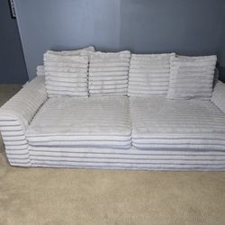 Faux Cur Couch In Great Conditon