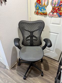 Herman miller Mirra 1 . Office Chair .