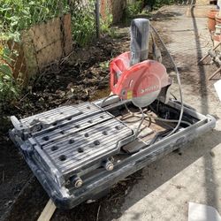 Husky Wet Tile Saw