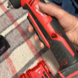 milwaukee right angle drill kit