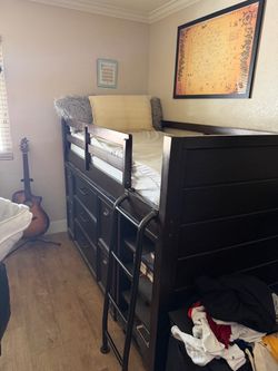 Bedroom set
