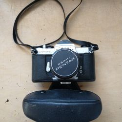 Asahi Pentax  Spotmatic Camera Kit