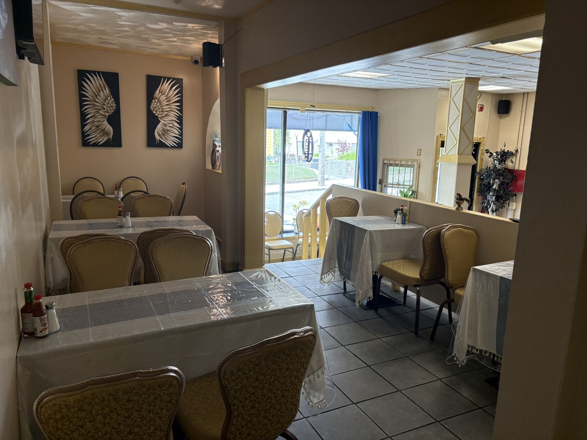 Restaurant For Sale Full Equipment