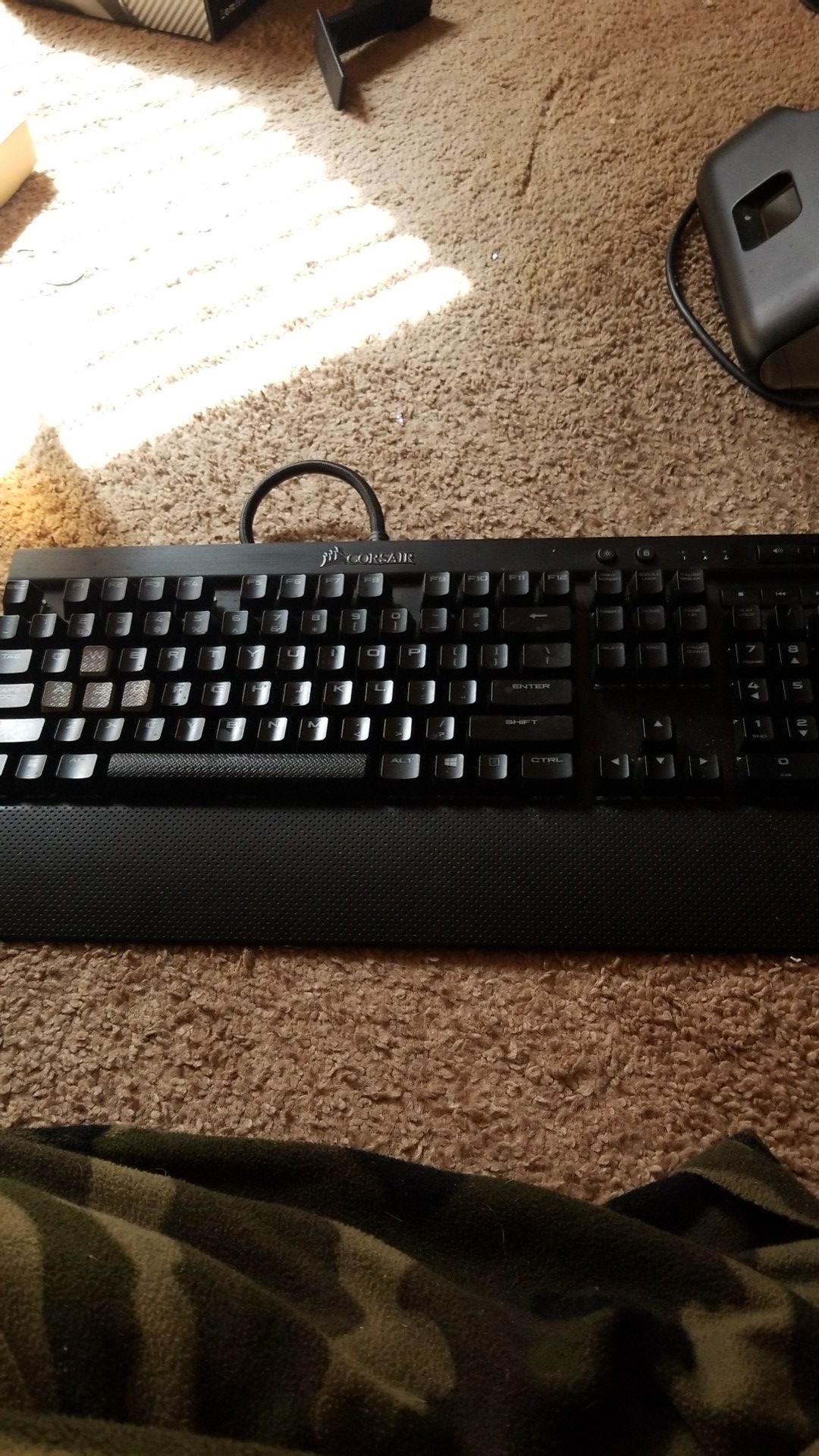 Used CORSAIR - K70 RGB MK.2 LOW PROFILE RAPIDFIRE Wired Gaming Mechanical CHERRY MX Speed Switch Keyboard with RGB Back Lighting