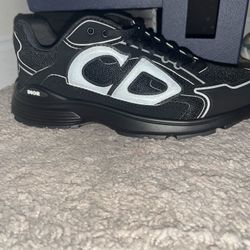 Dior B30 Size 10