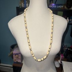Vintage Avon Necklace 