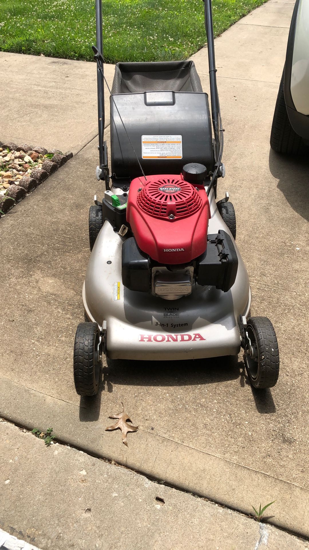 Self Propelled Honda Lawnmower