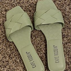 CAPE ROBBIN, Trendy Sage Green Woven Slide Sandals, Women’s 6