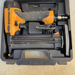 Bostitch nailer kit