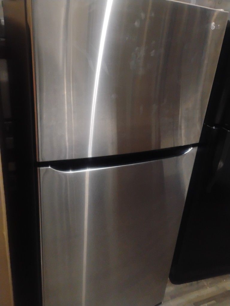 2023 LG REFRIGERATOR