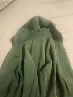 green Nike tec
