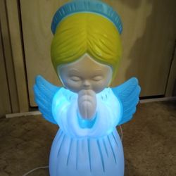 Vintage Adorable Praying 🙏 Angel 😇 Christmas Blow Mold Decoration!