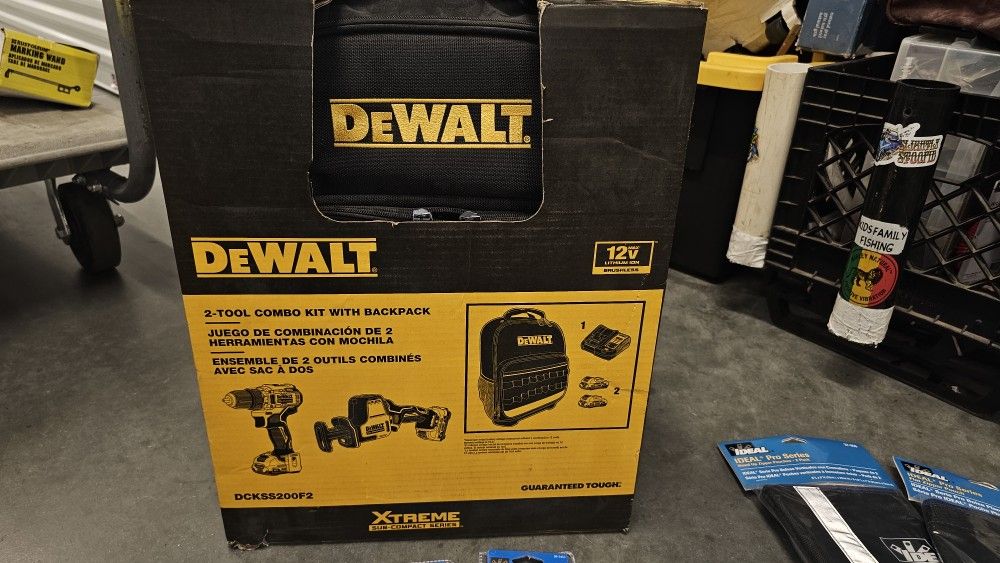 New! DeWalt Drill & Saw Combo