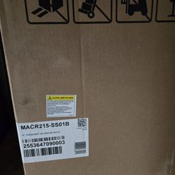 Marvel 15" Stainless Steel Under-Counter Crescent-shaped Ice Maker New