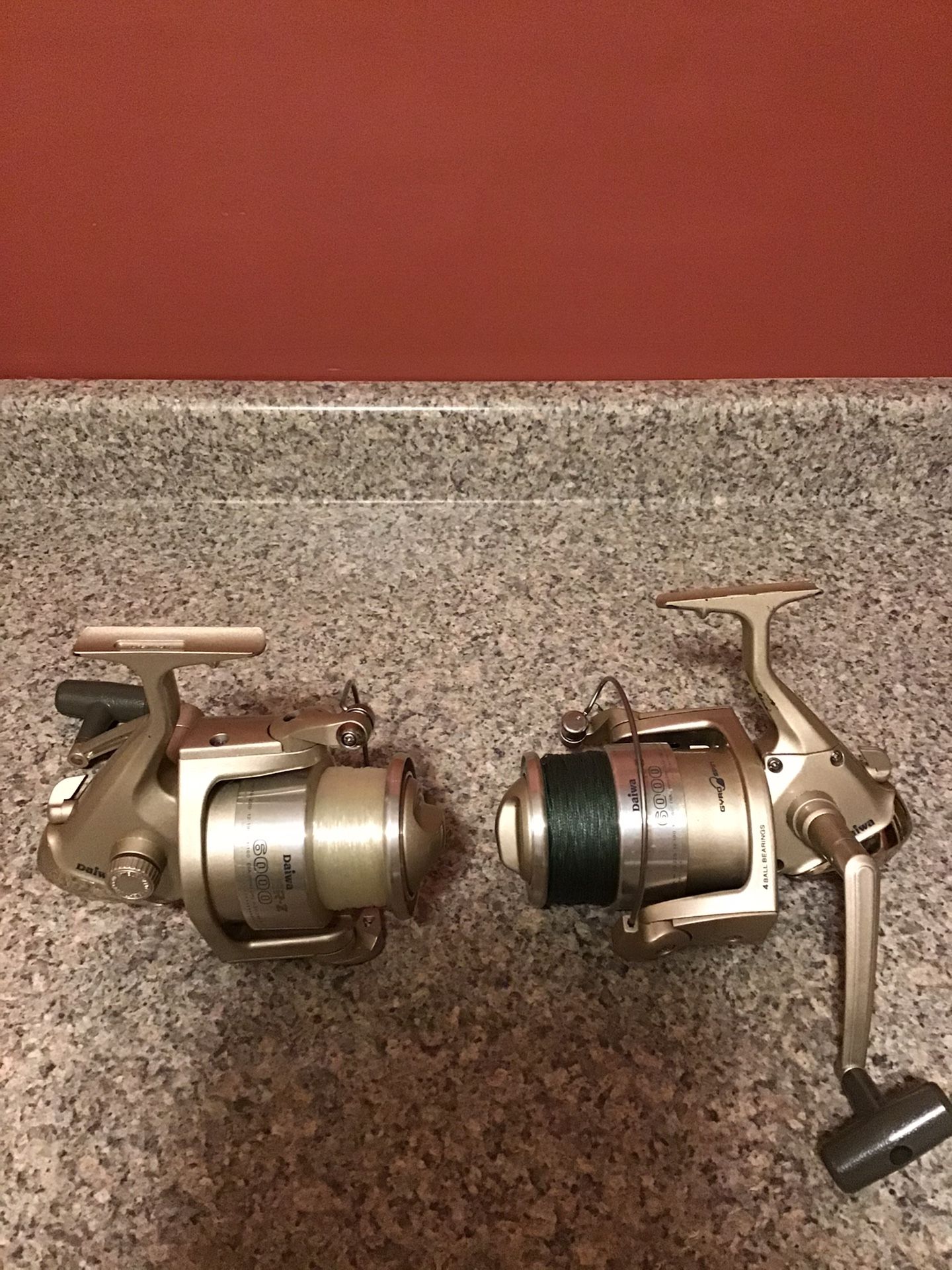 2Pcs Fishing reel DAIWA. Z- 6000 w/ extra spools