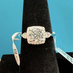 # 48- Stunning 0.88 CTW D-Colored Moissanite Engagement Ring 925 Sterling Silver