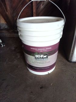 BEHR Eggshell