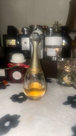Jadore Dior 1.7 fl oz gently used see fill line no box