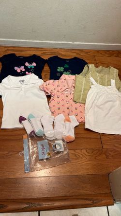 Lot of 7 items Toddler Girl size 4T-5T T-shirts Socks