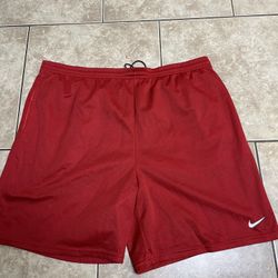 Men’s Vintage Nike Red Shorts