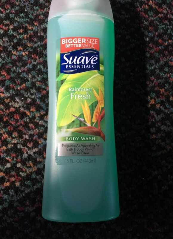 Suave Essentials rainforest fresh Body wash