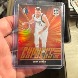 Luka Doncic Gold Express 21/39