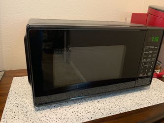Microwave - 0.7 cuft, 700 watts