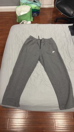 Dark gray Nike sweats size adult XL
