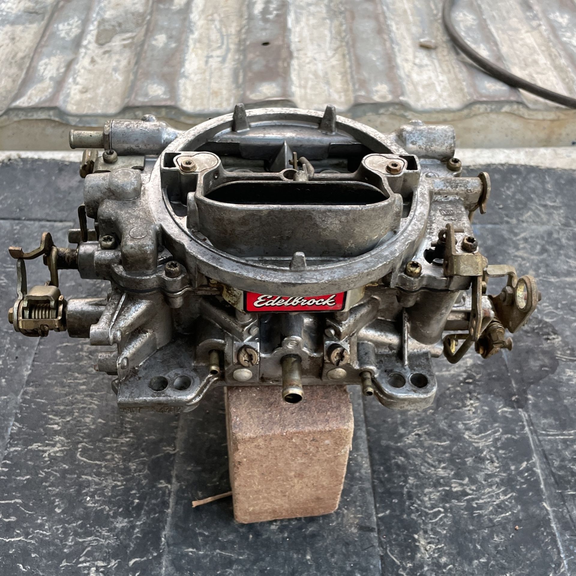 Edelbrock 8867 Weber