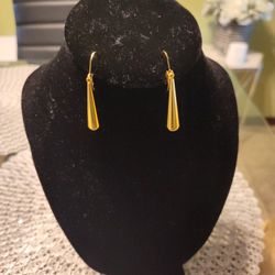 Ladies Earrings Comes In Silver are Gold fashion Jewelry.$12 Each 