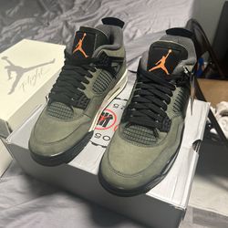 Nike Air Jordan 4 Retro Undefeated Size 9