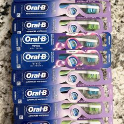 Oral B Toothbrushes 